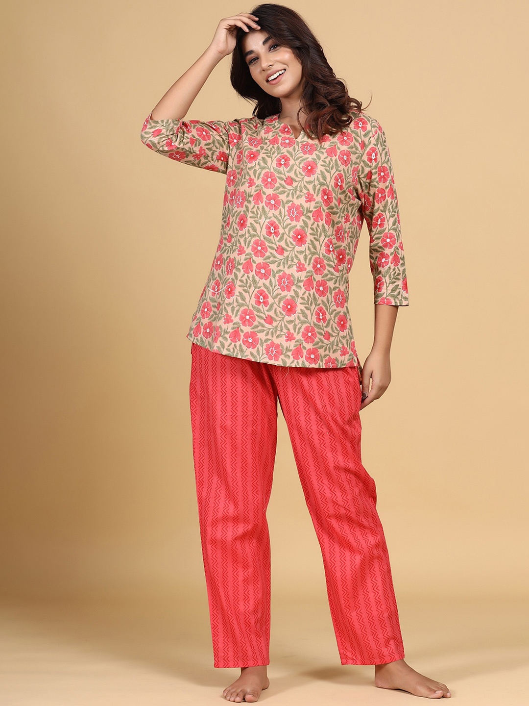 

mirari Women Pink & Peach-Coloured Cotton Printed Night suit