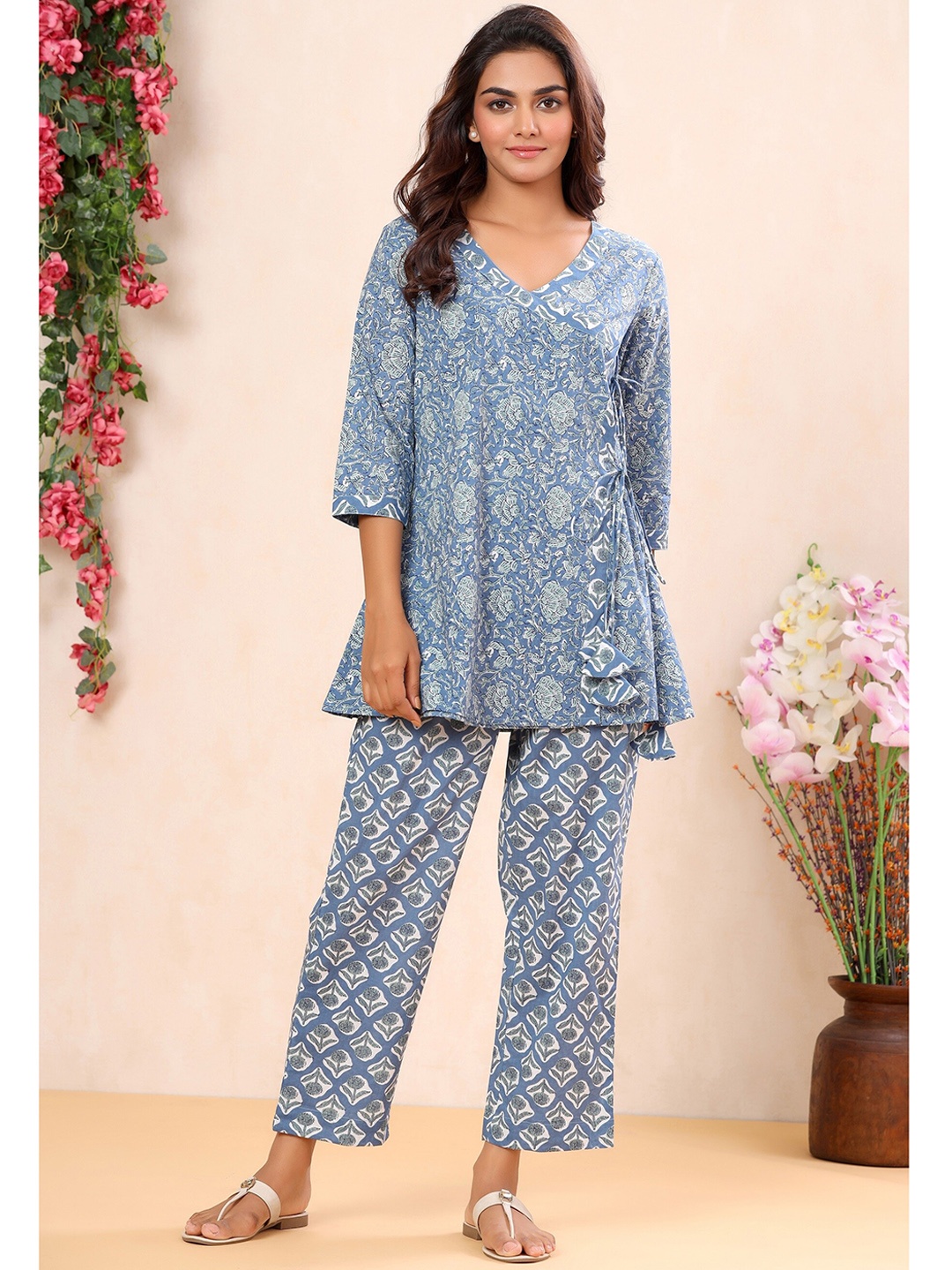 

mirari Blue Ethnic Motifs Printed Angrakha Pure Cotton Kurti with Palazzos