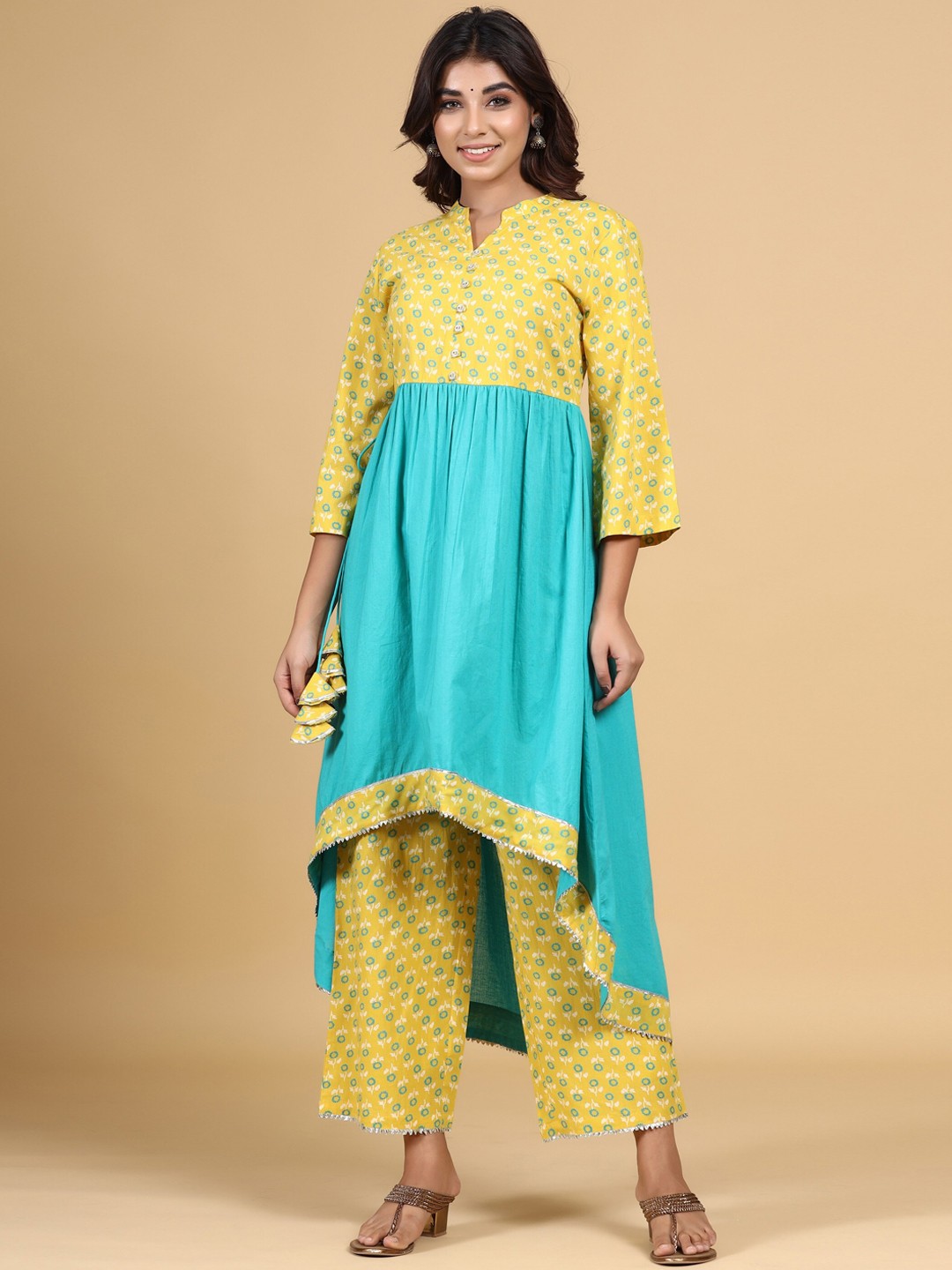

mirari Women Yellow & Blue Floral Printed Pure Cotton Kurta with Palazzos