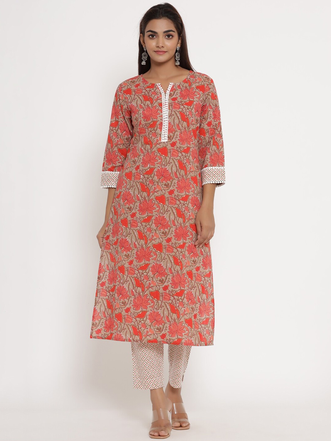 

mirari Women Red Floral Printed Pure Cotton Kurta with Trousers