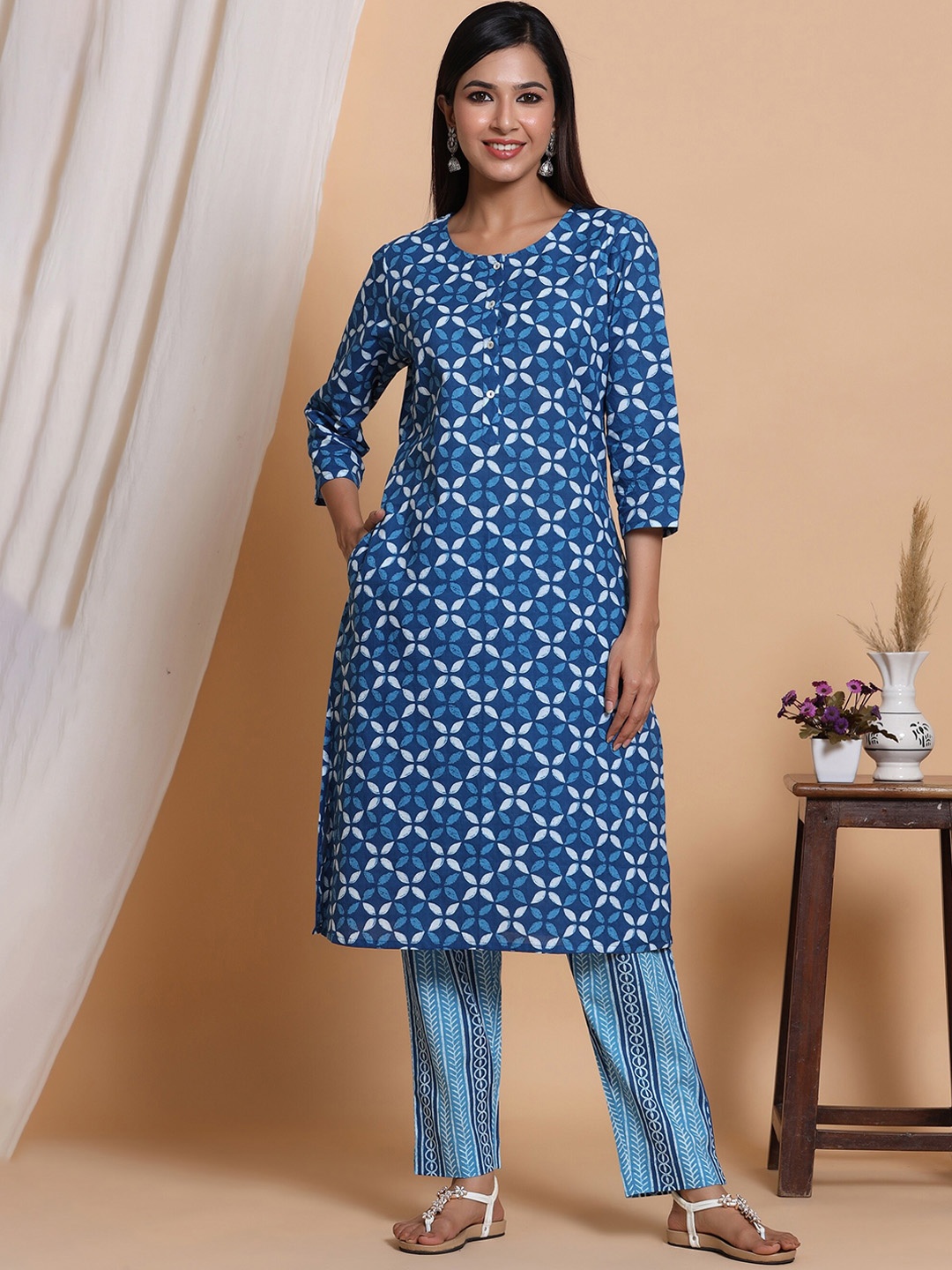 

mirari floral printed kurta pant set, Blue