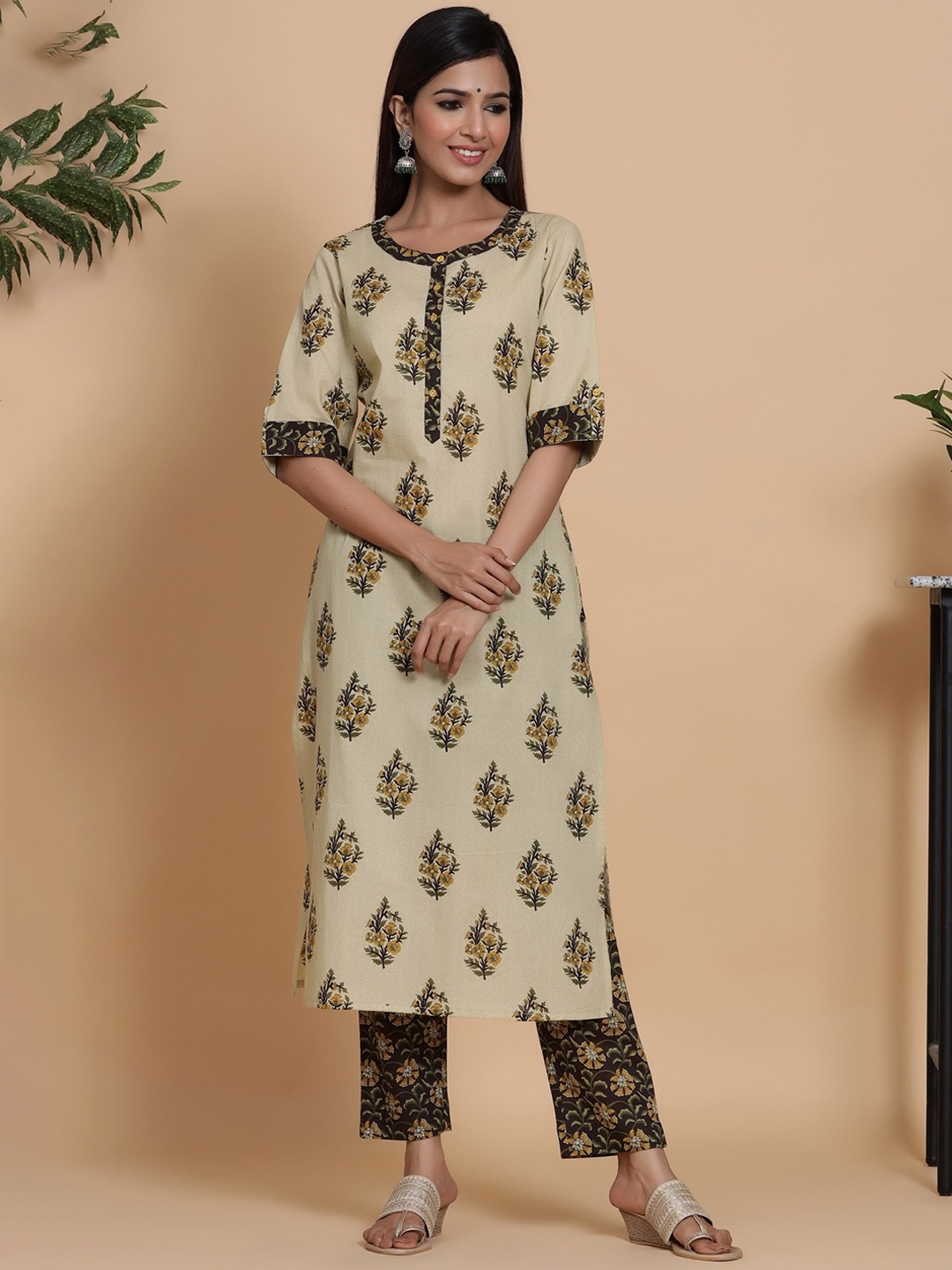 

mirari Women Brown & Cream-Coloured Ethnic Motifs Printed Pure Cotton Kurta with Trousers