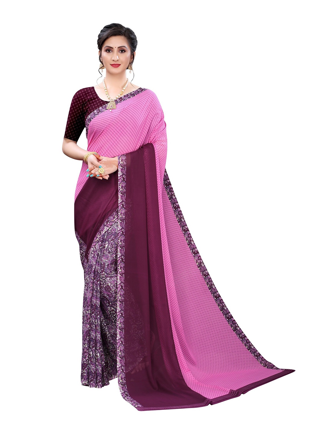 

Yashika Purple & Pink Floral Printed Saree