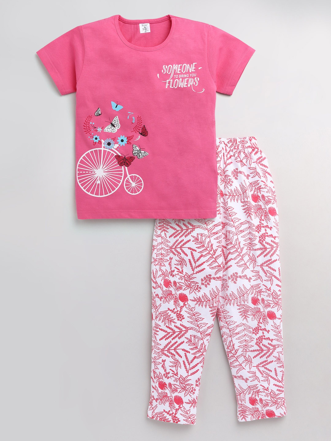 

Todd N Teen Girls Pink & White Printed Pure Cotton Night suit
