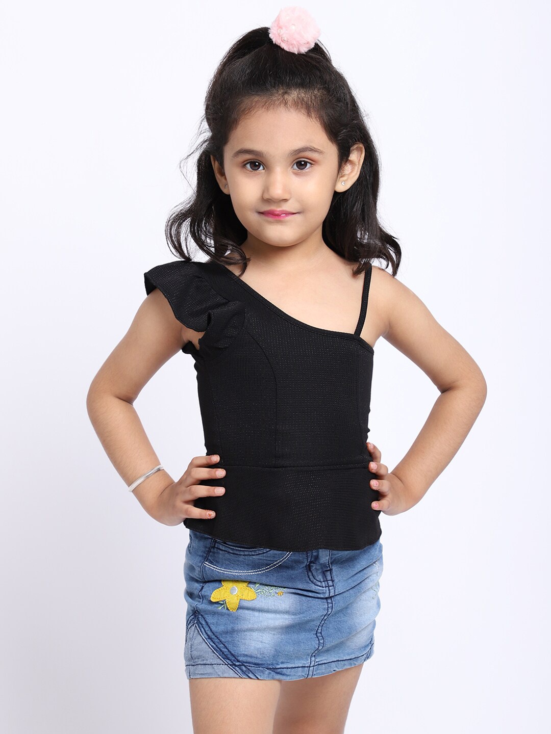 

ELEVANTO Girls Black One Shoulder Ruffles Top