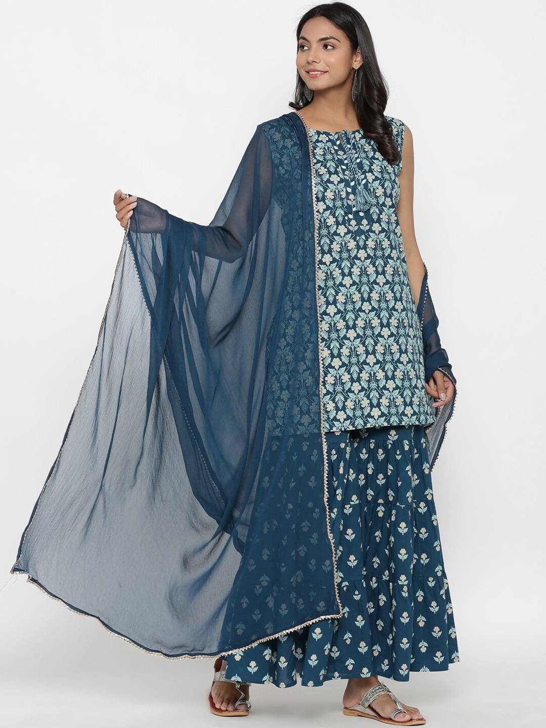 

Do Dhaage Women Teal Ethnic Motifs Printed Pure Cotton Kurta with Sharara