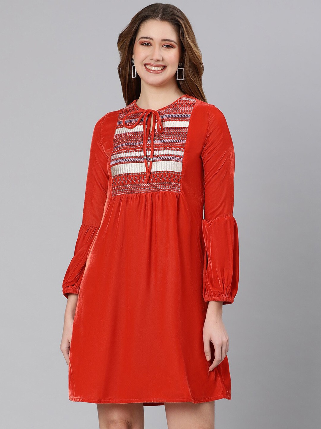 

Oxolloxo Women Red Tie-Up Neck Satin A-Line Dress