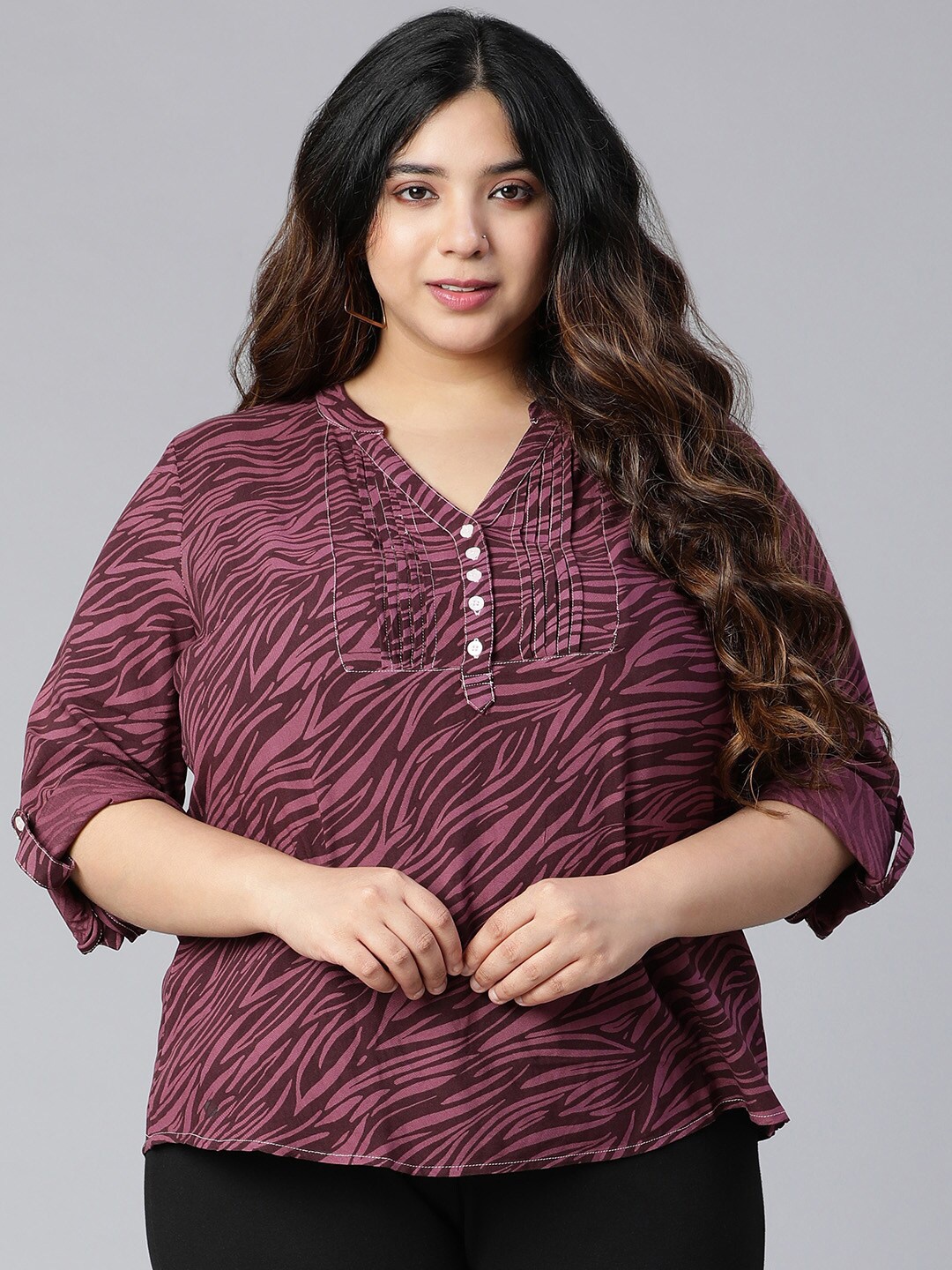 

Oxolloxo Women Plus Size Purple Animal Print Crepe Top
