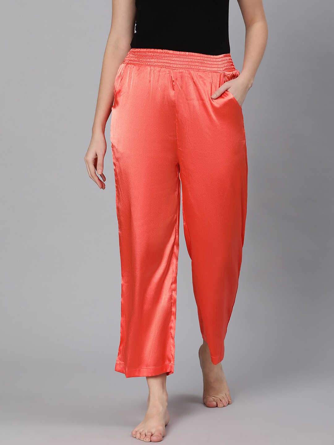 

Oxolloxo Women Orange Solid Lounge Pants