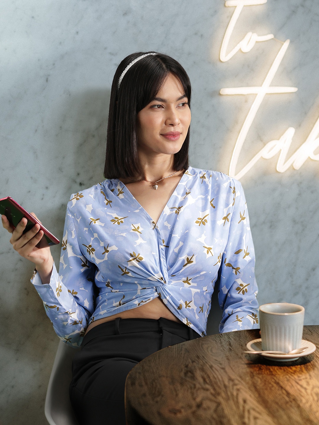 Vero Moda Blue Floral Print Crop Top