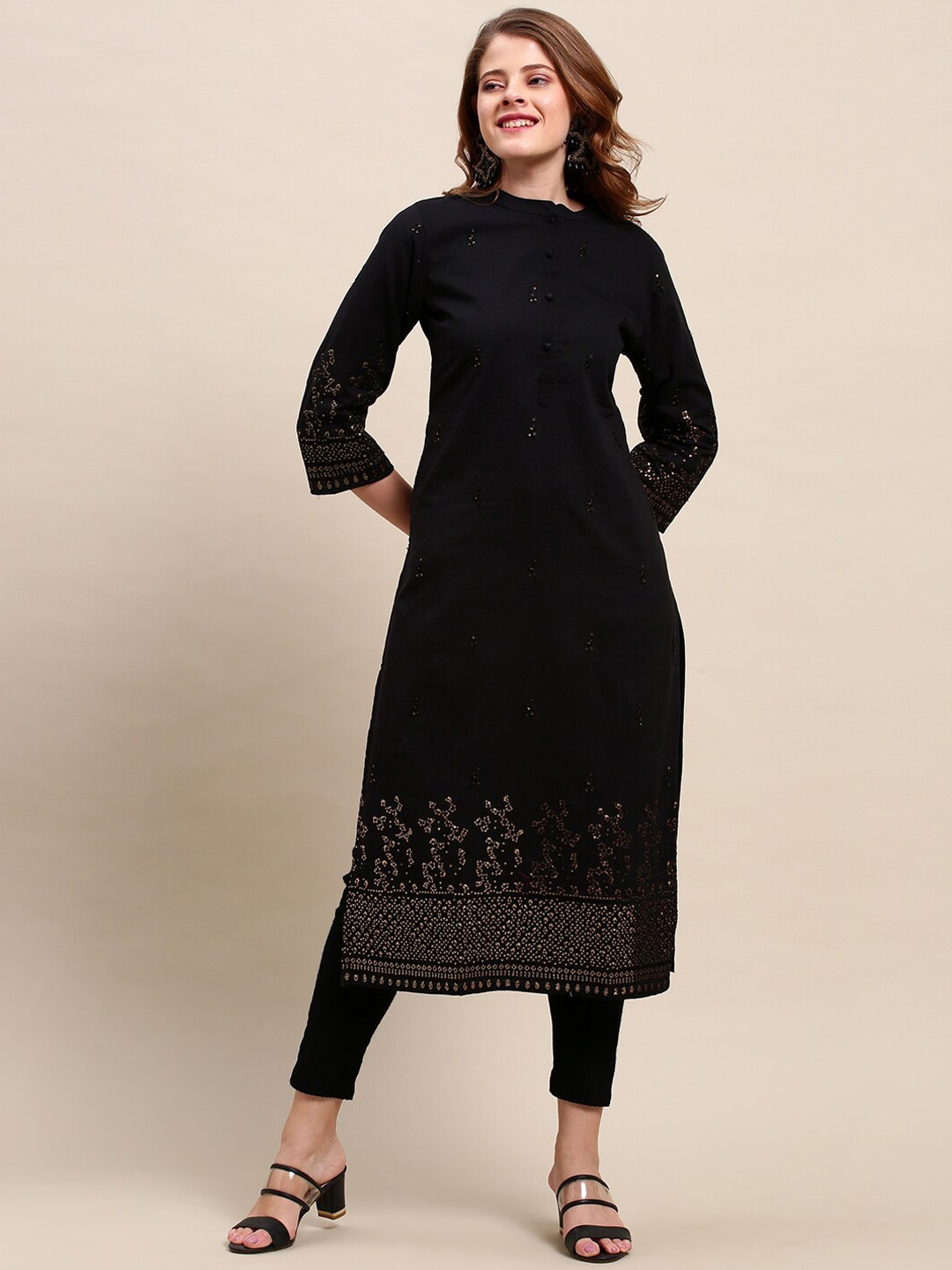 

FASHOR Women Black & Gold-Toned Embellished Cotton Kurta