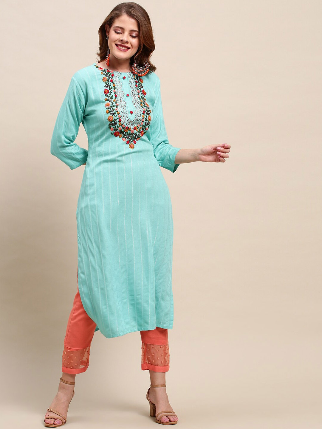 

FASHOR Women Turquoise Blue Floral Embroidered Crepe Kurta