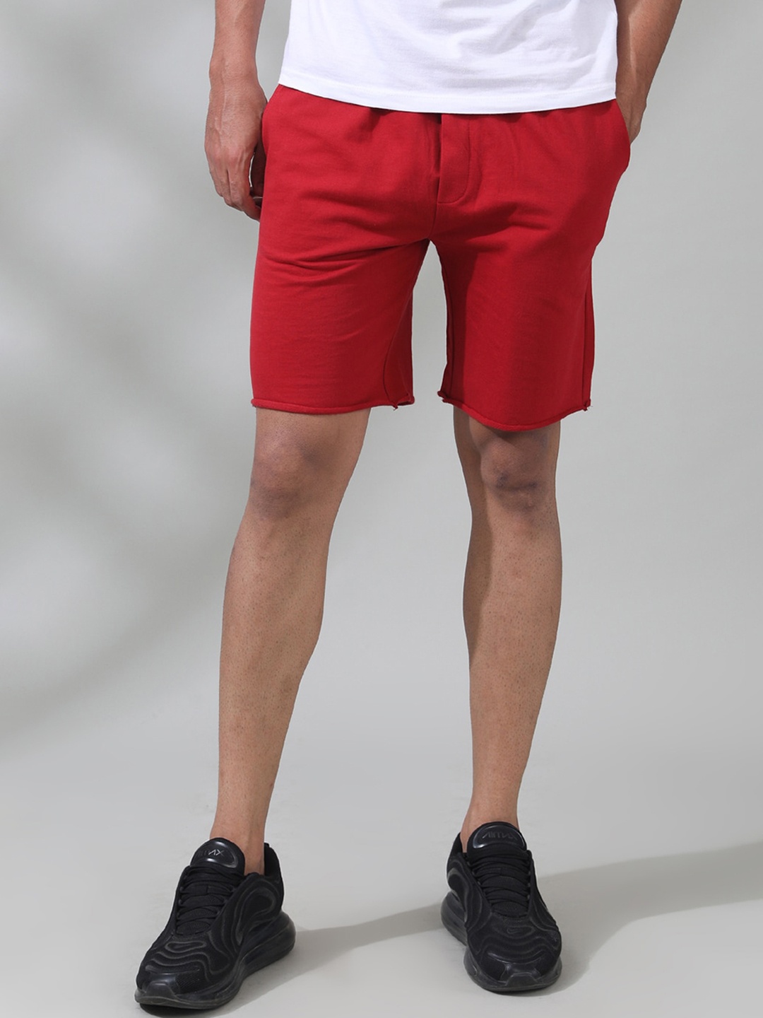 

Tinted Men Maroon Solid Outdoor Shorts