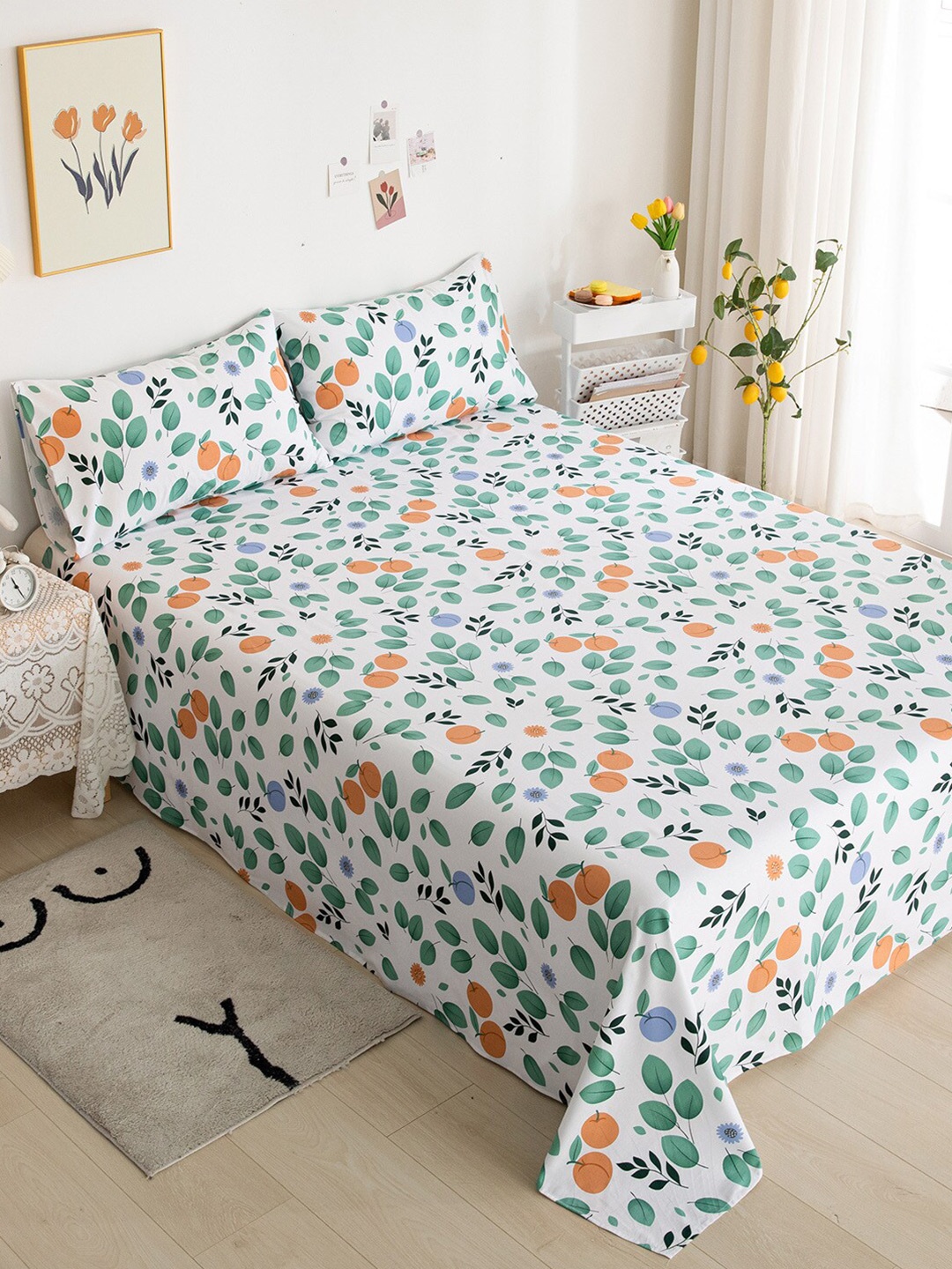 

JC Collection White & Green 200 TC Pure Cotton King Bedsheet with 2 Pillow Covers