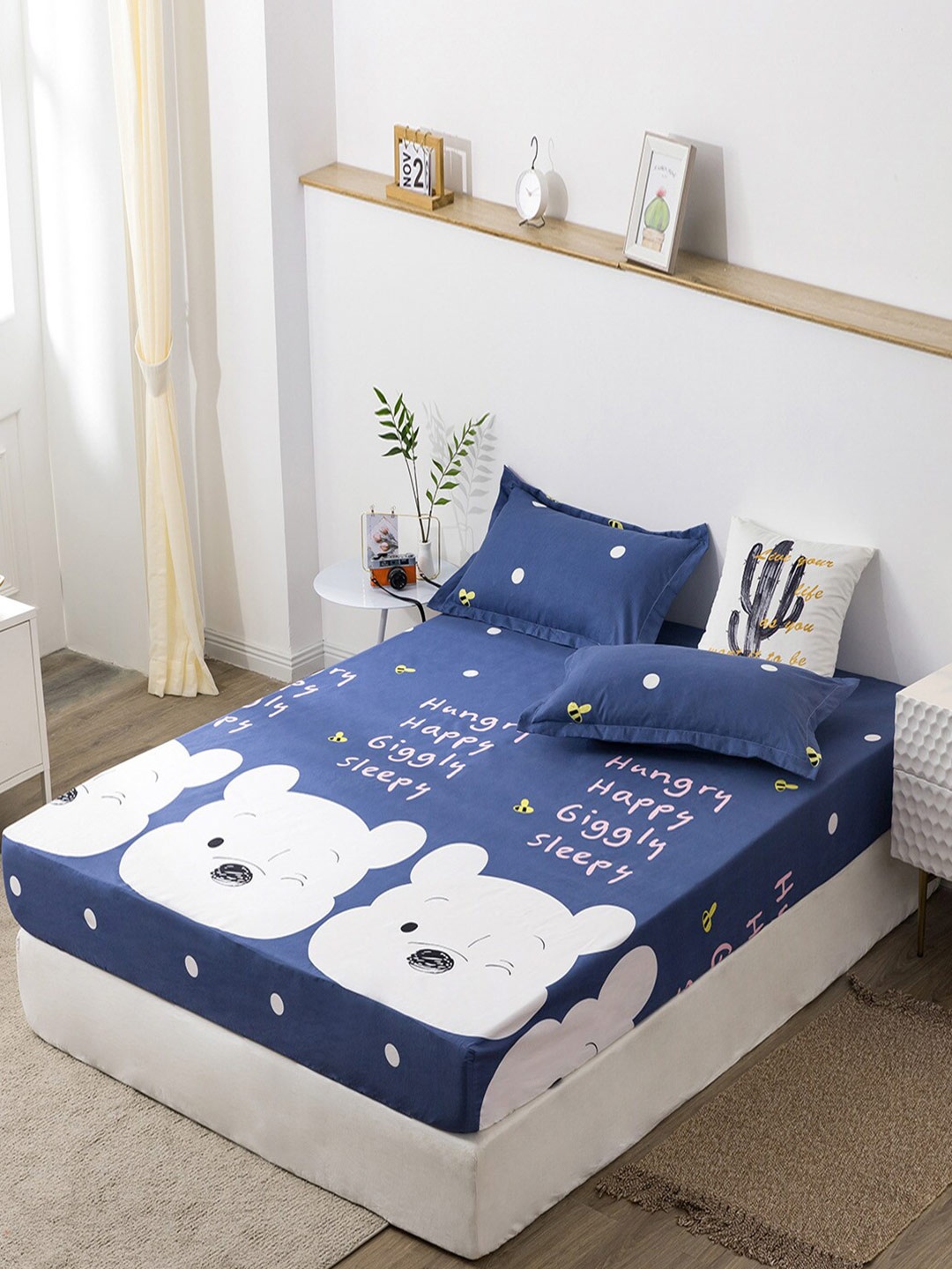 

JC HOME Blue & White 160 TC King Graphic Bedsheet with 2 Pillow Covers