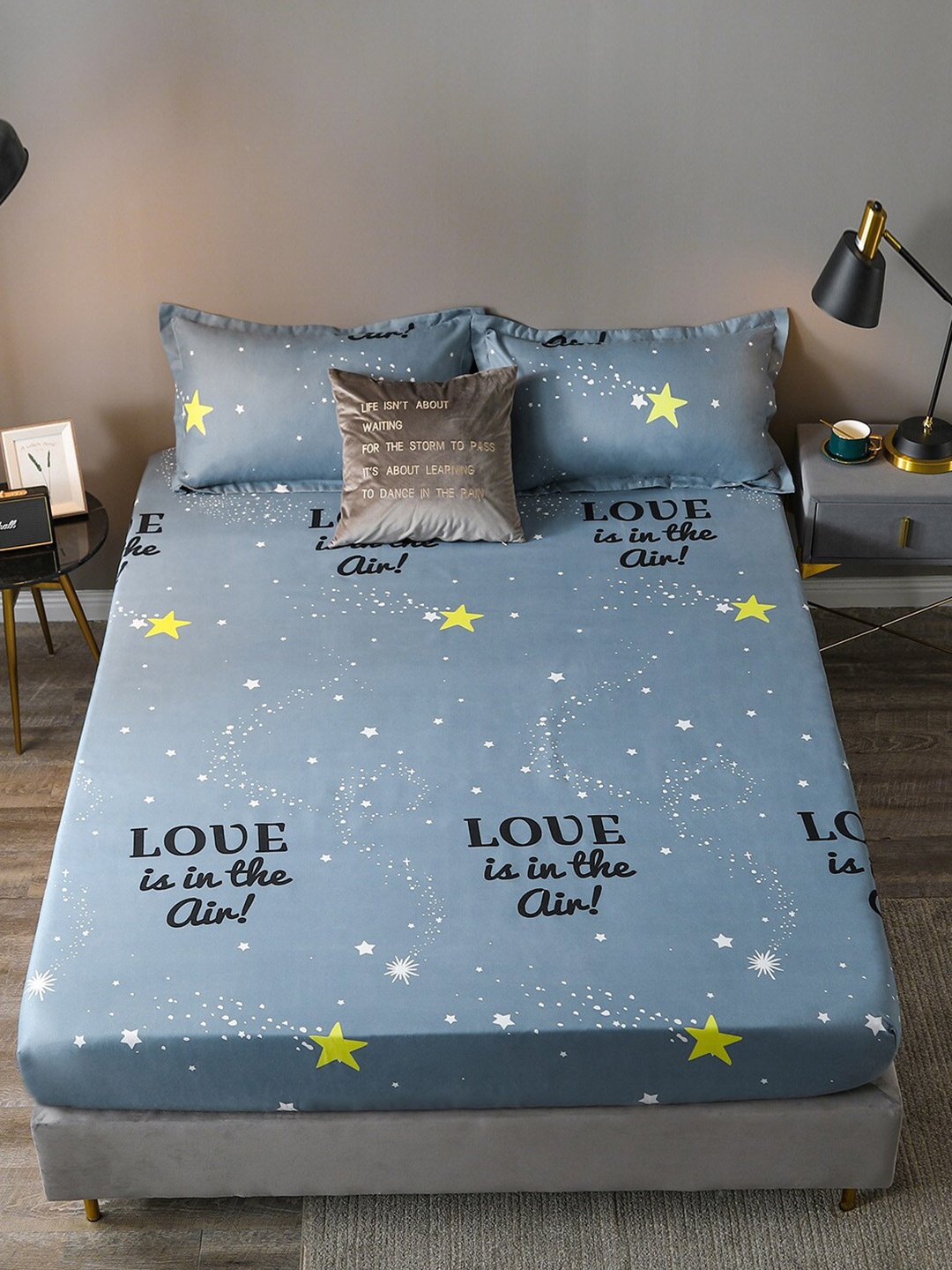 

JC HOME Blue & Black Typography 160 TC Queen Bedsheet with 2 Pillow Covers