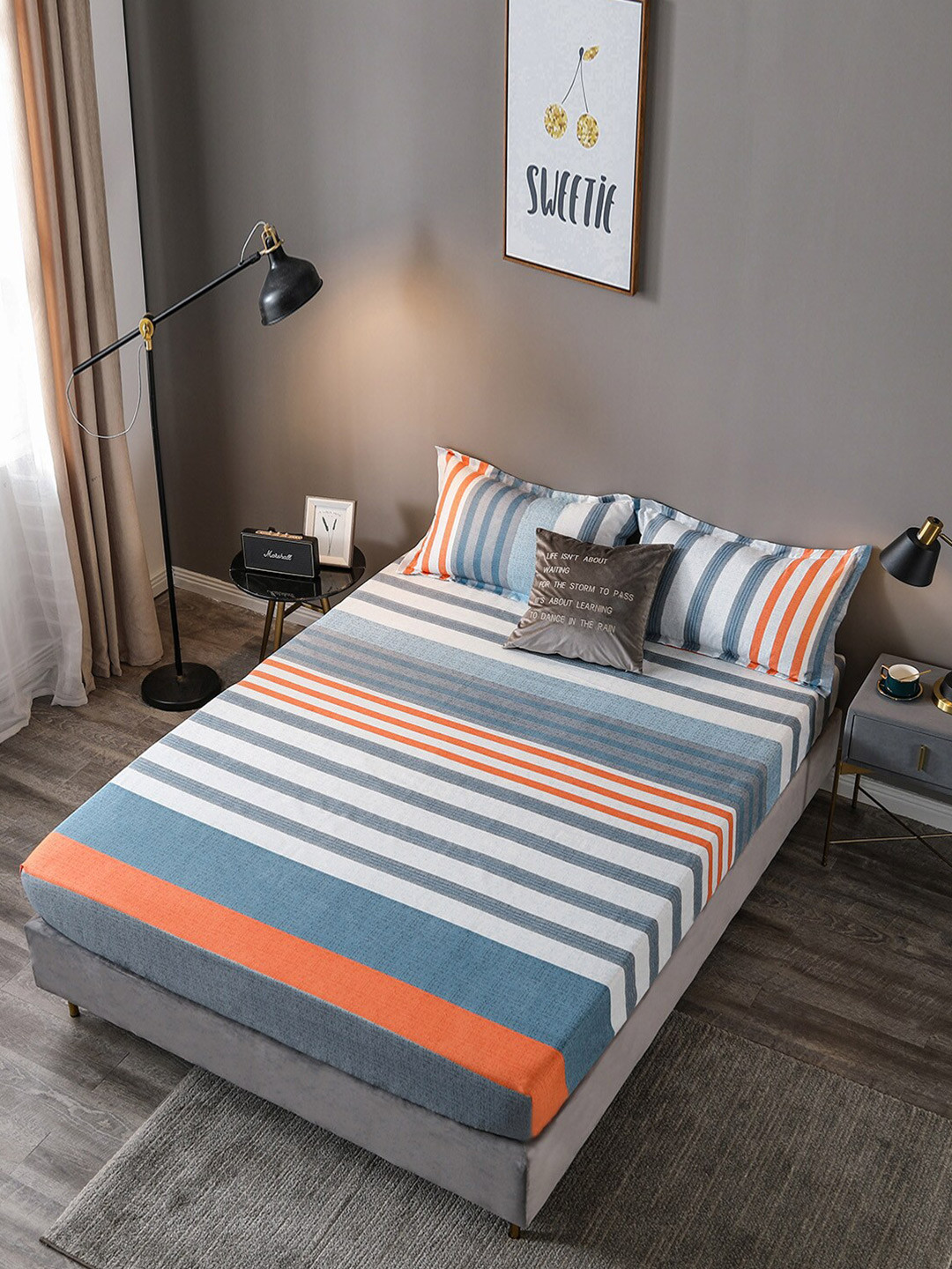 

JC HOME White & Grey Striped 160 TC King Size Bedsheet with 2 Pillow Covers