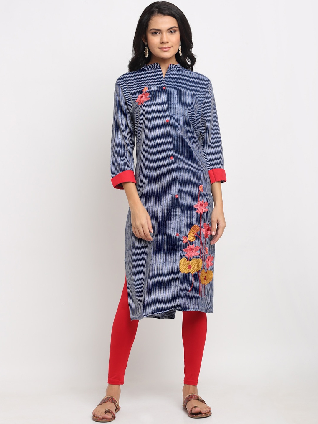 

Aujjessa Women Blue Embroidered Thread Work Kurta