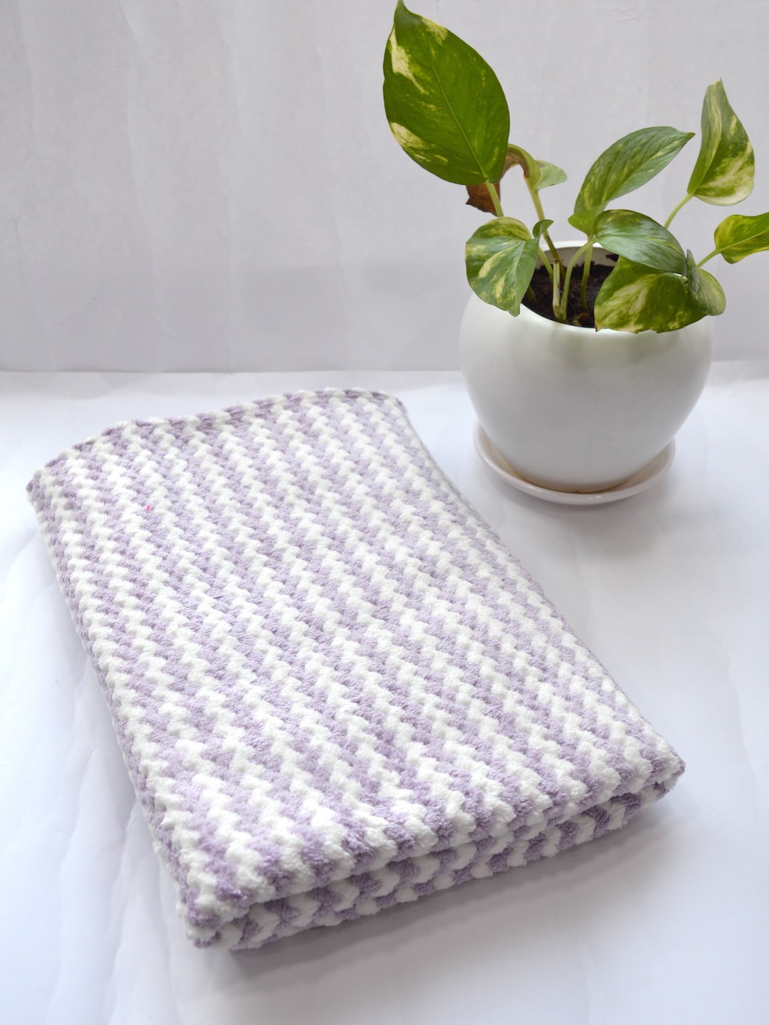 

Tranquil square Purple & White Striped 650 GSM Cotton Bath Towel