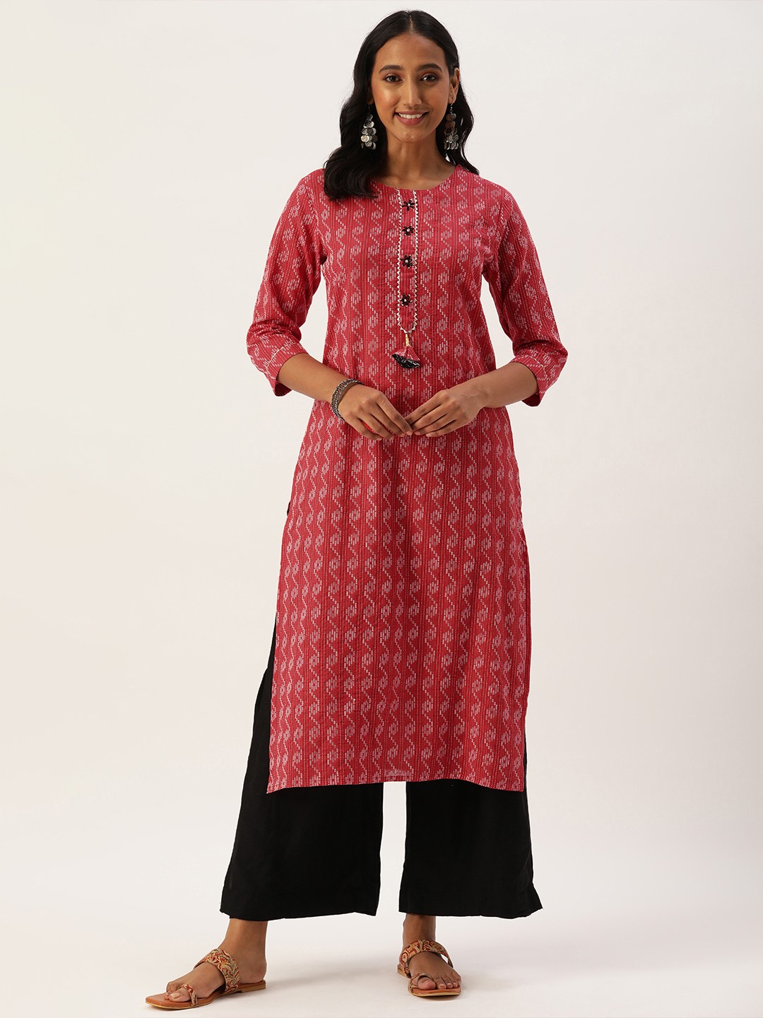 

INDYES Women Red Cotton Gotta Patti Kurta