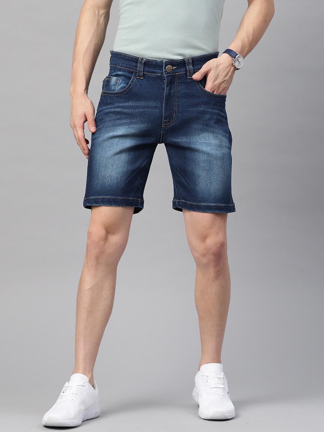 

Hubberholme Men Blue Washed Denim Shorts