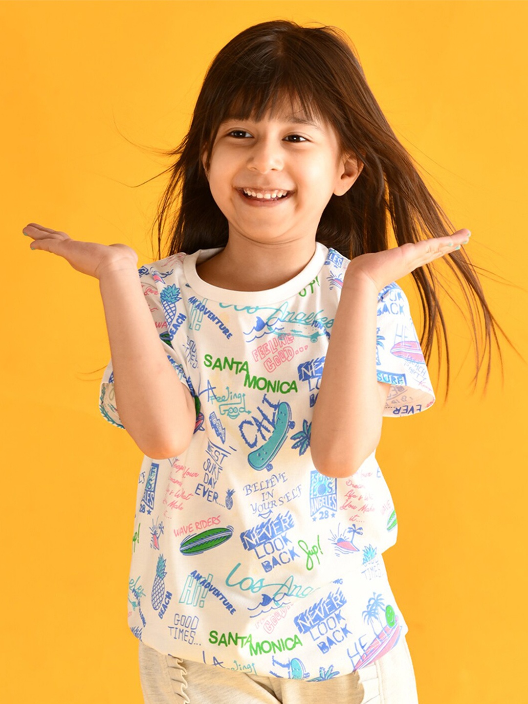 

Anthrilo Girls White Printed T-shirt