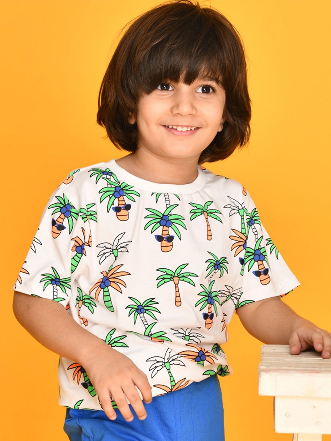 

Anthrilo Boys White Floral Printed Tropical Cotton T-shirt