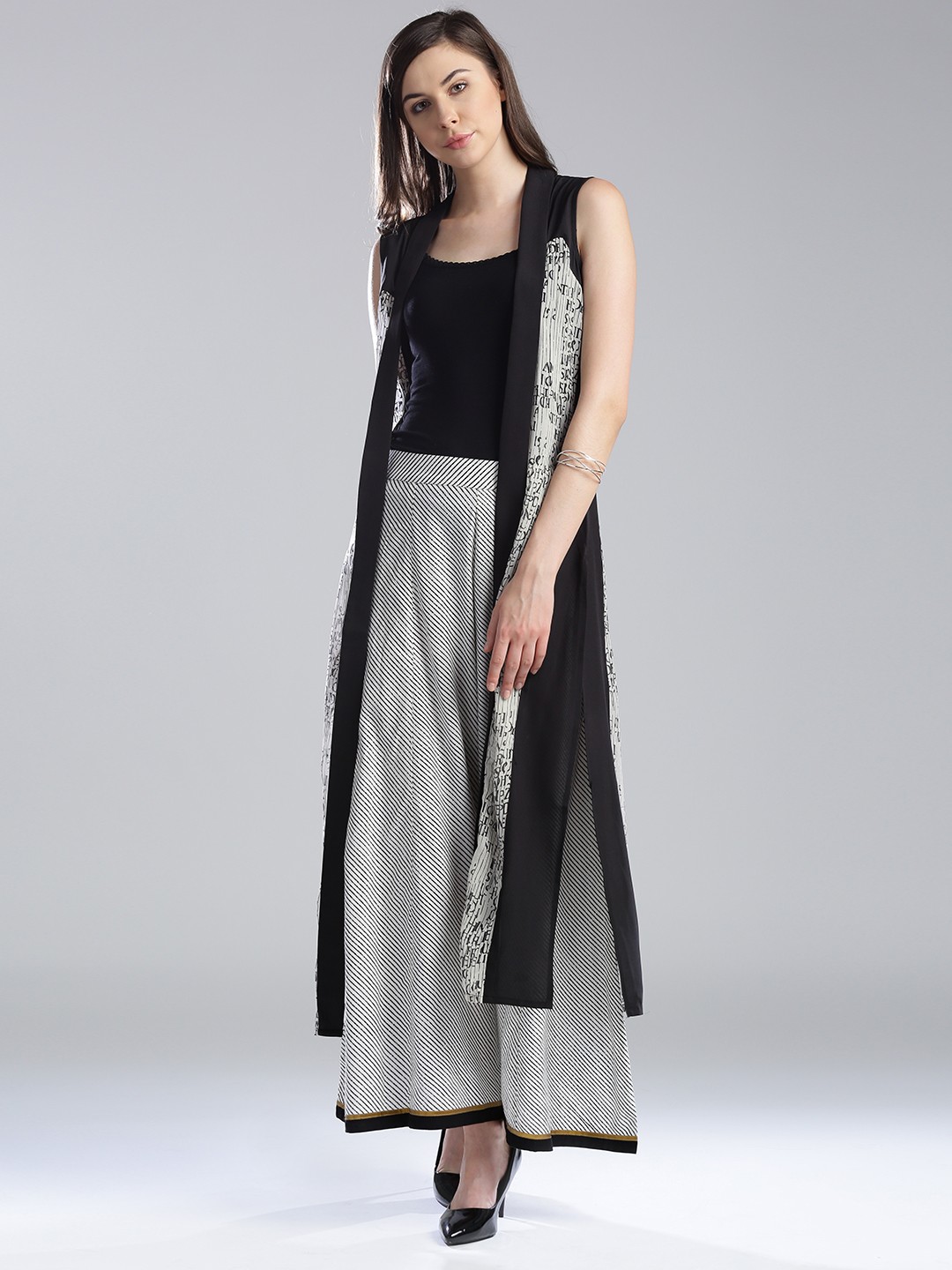 

W Off-White & Black Printed Semi-Sheer Longline Shrug
