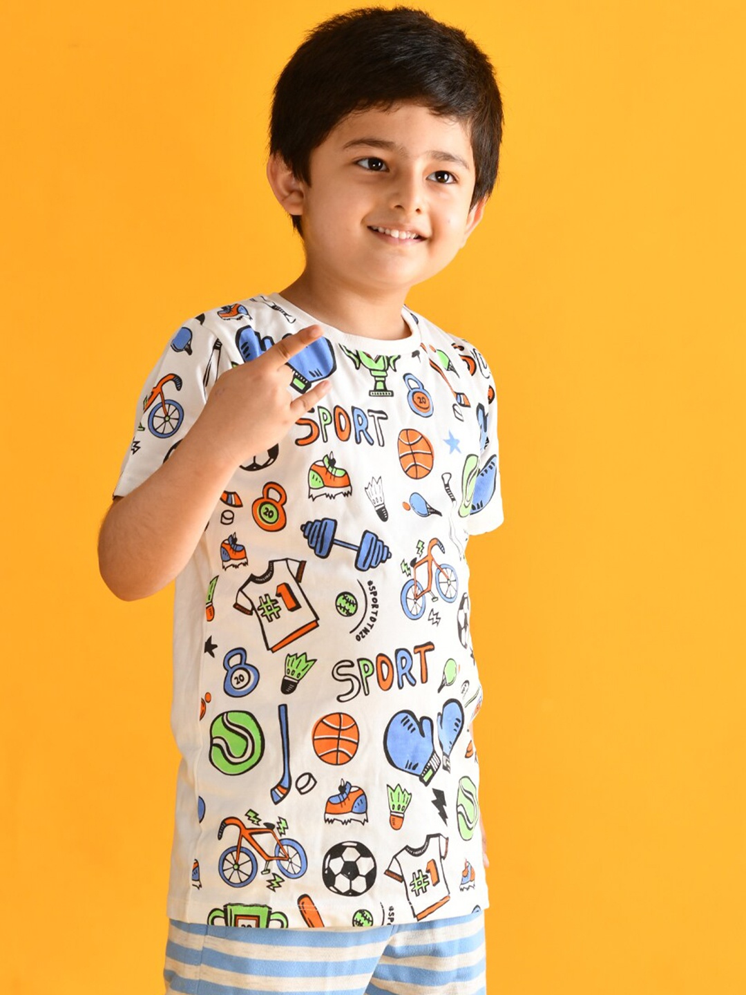 

Anthrilo Boys White Printed Cotton T-shirt