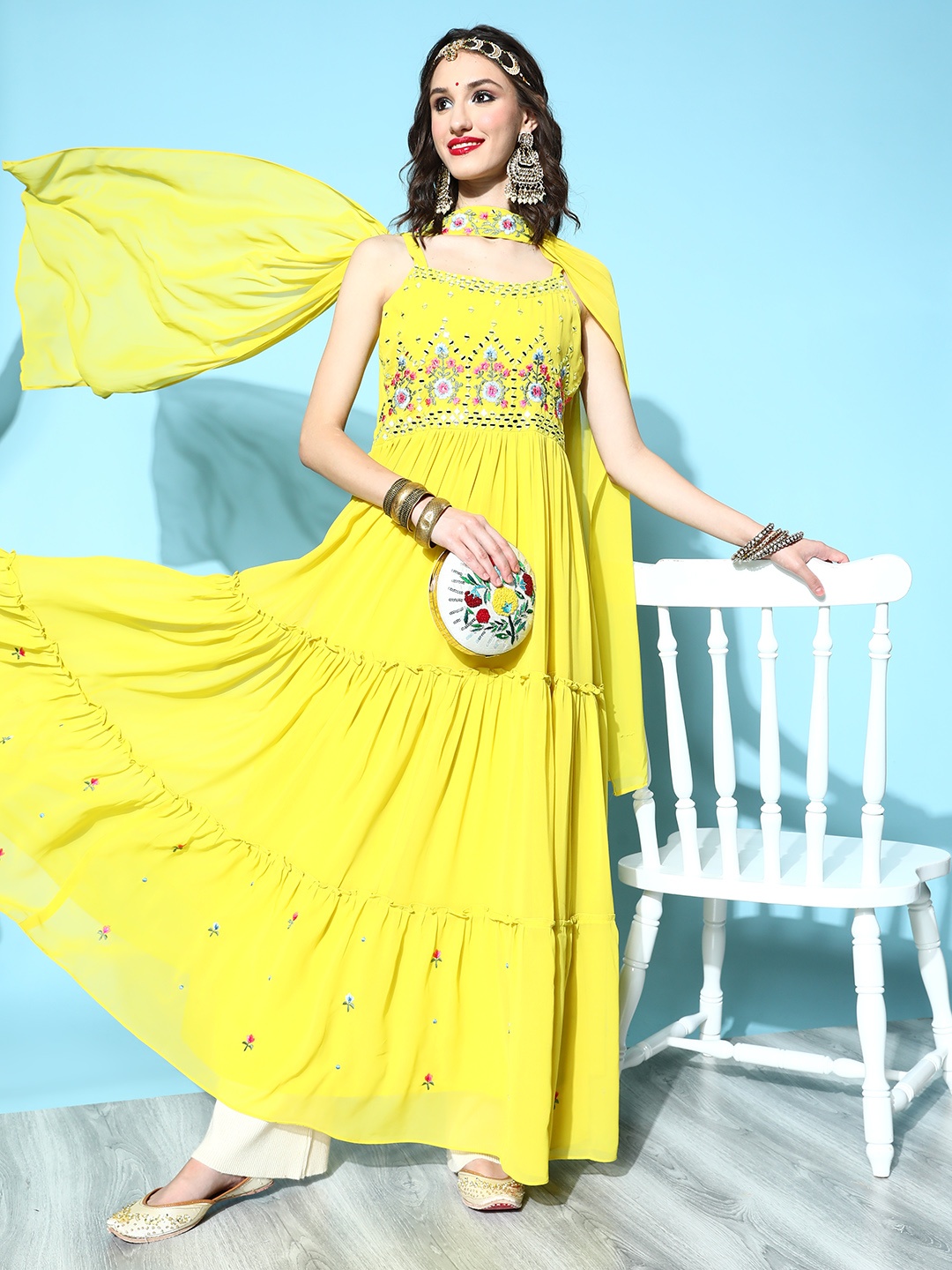 

ZOLA Women Yellow Georgette Bling it On Kurta