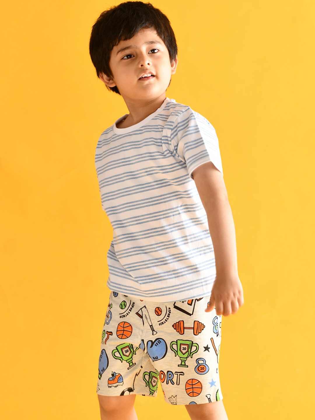 

Anthrilo Boys Grey Melange Printed Shorts