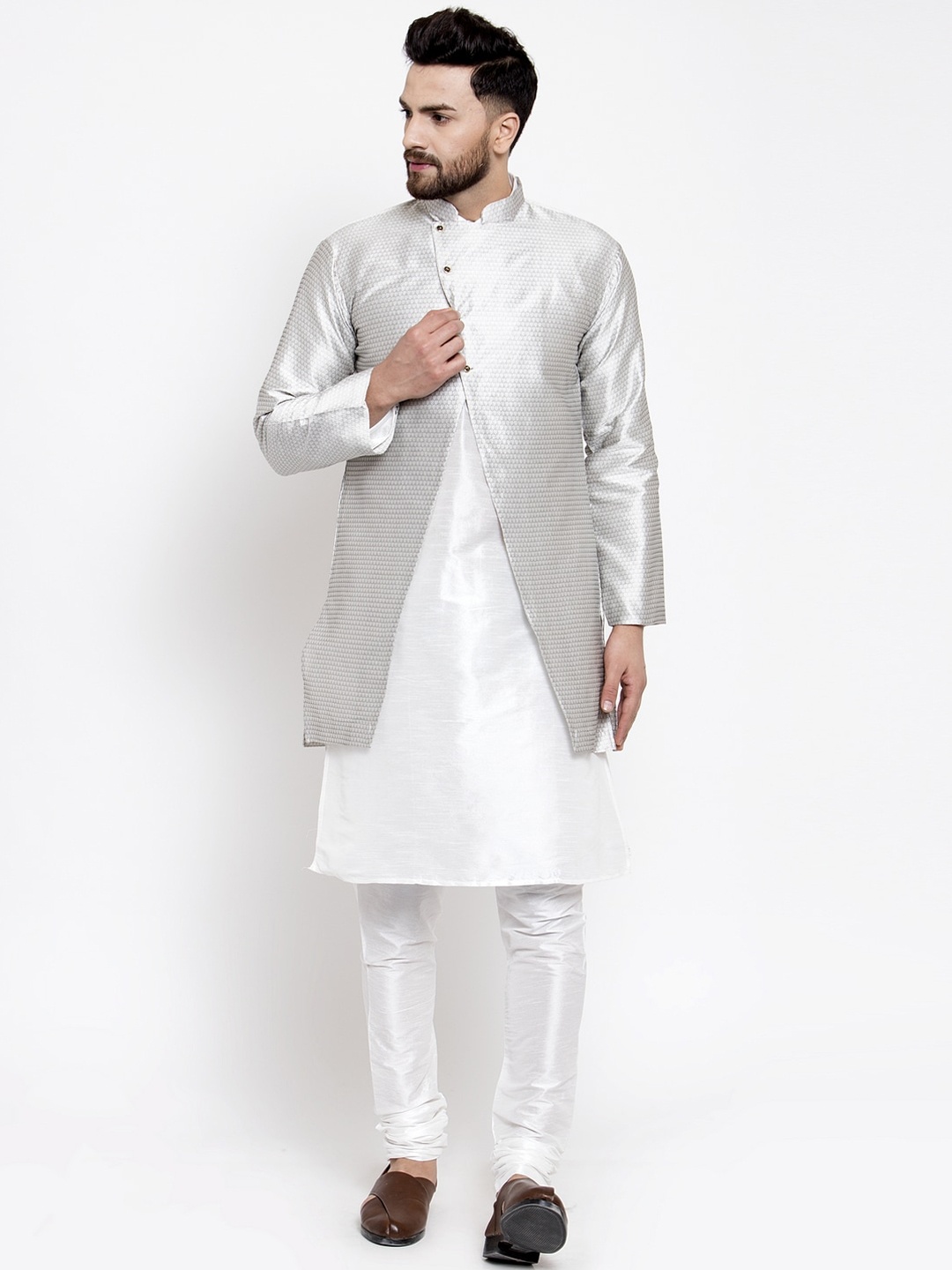 

Kaifoo Men White & Silver-Toned Kurta with Churidar
