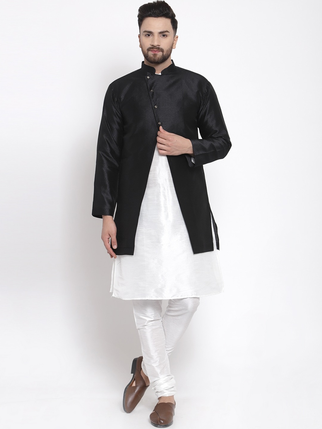 

Kaifoo Men White Kurta With Pyjamas
