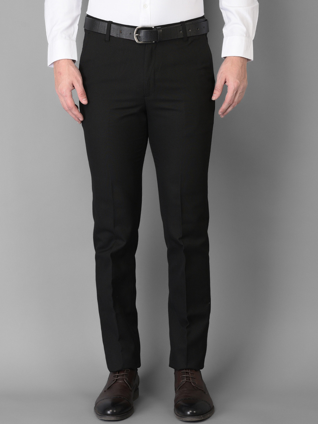 

Canary London Men Black Smart Slim Fit Wrinkle Free Formal Trousers