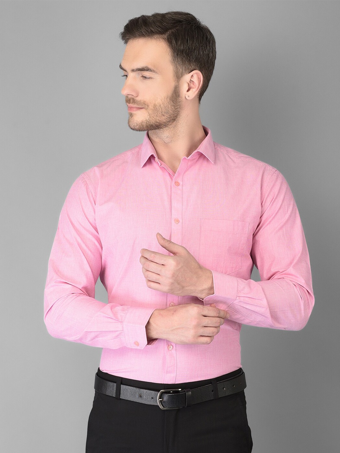

Canary London Men Pink Solid Slim Fit Formal Shirt
