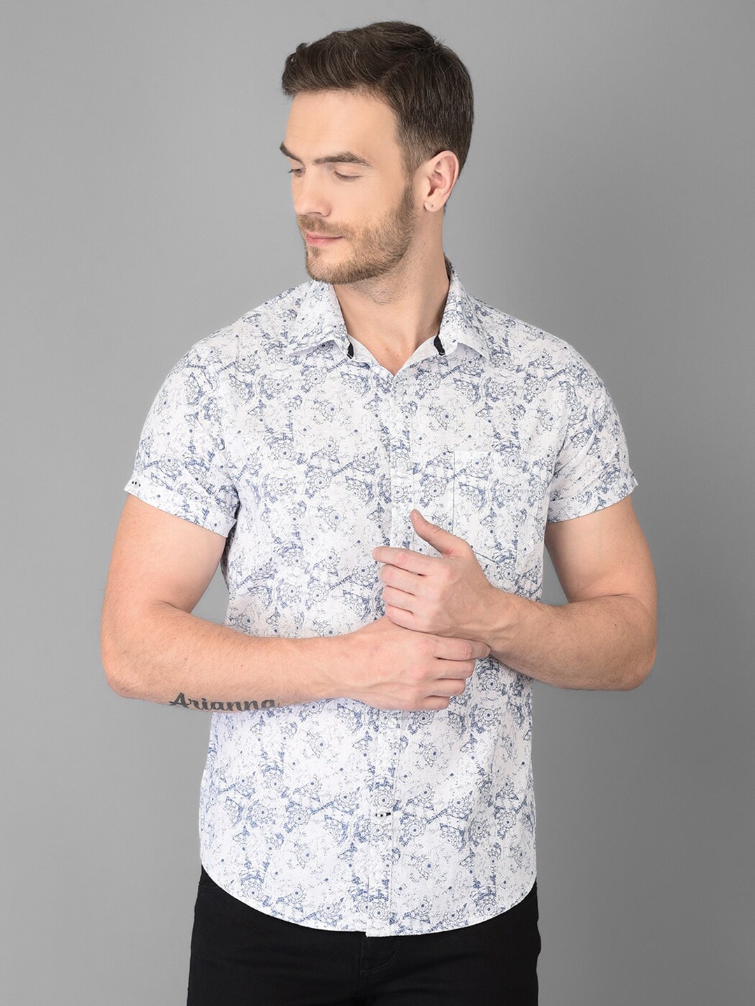 

Canary London Men Blue & White Smart Slim Fit Printed Casual Shirt