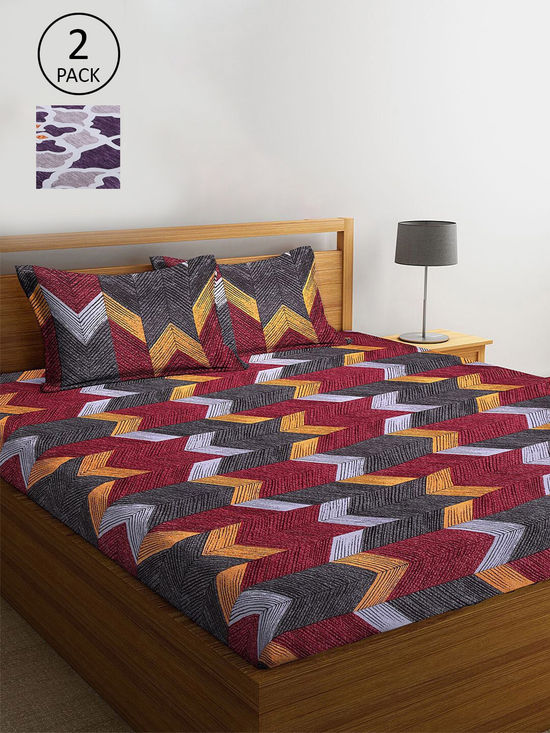 

KLOTTHE Grey & White Geometric 210 TC Set Of 2 King Bedsheet with 4 Pillow Covers