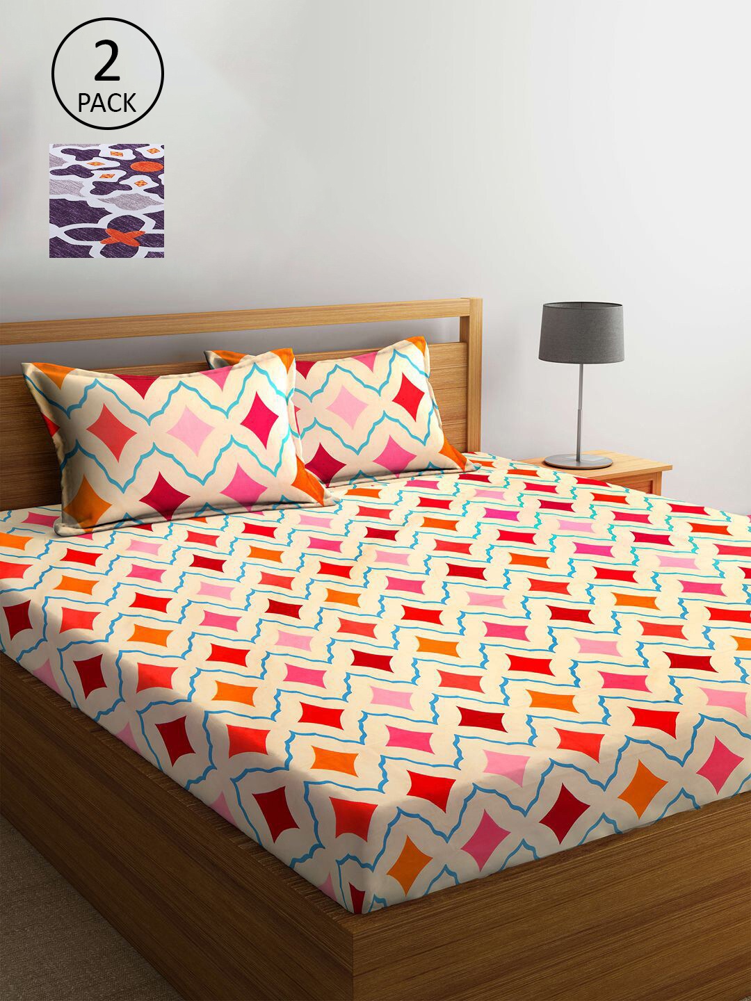 

KLOTTHE Beige & Grey Geometric 210 TC King Bedsheet with 4 Pillow Covers