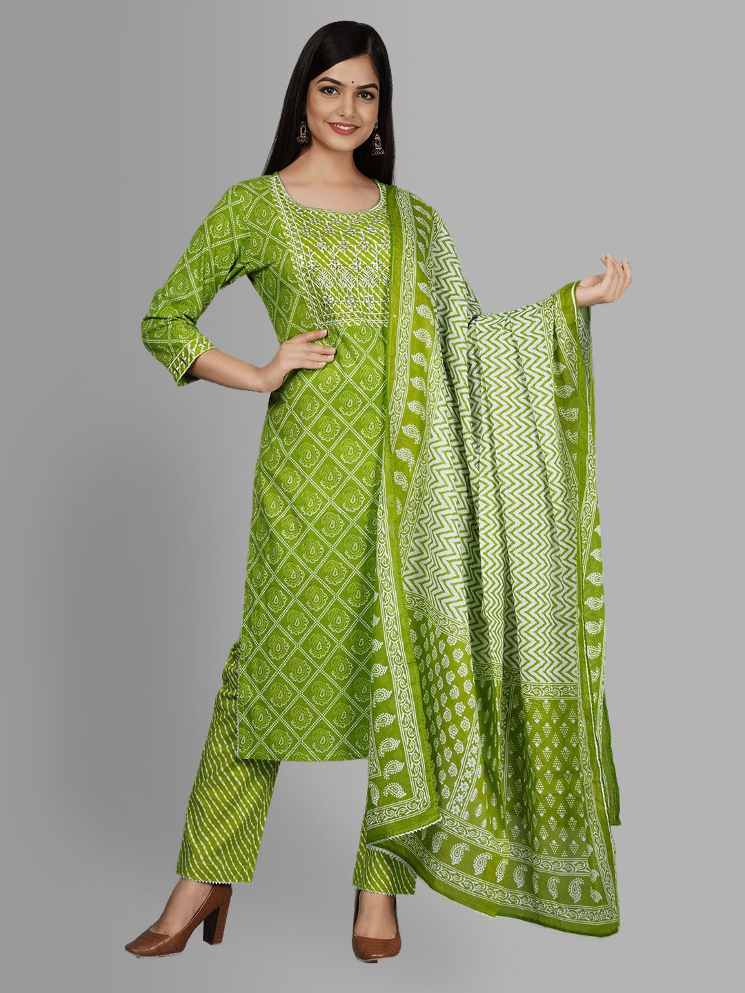 

NITVAN Women Lime Green Paisley Embroidered Gotta Patti Pure Cotton Kurta with Trousers & With Dupatta