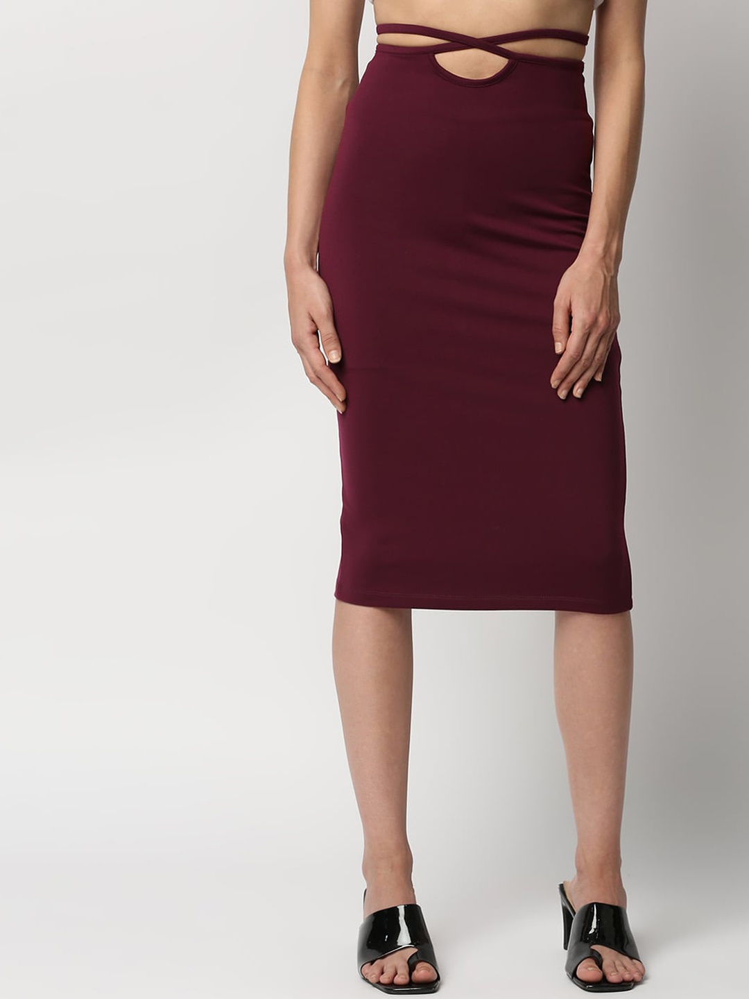 

Disrupt Women wine-Purple Solid Slim-Fit Pencil Midi Skirt
