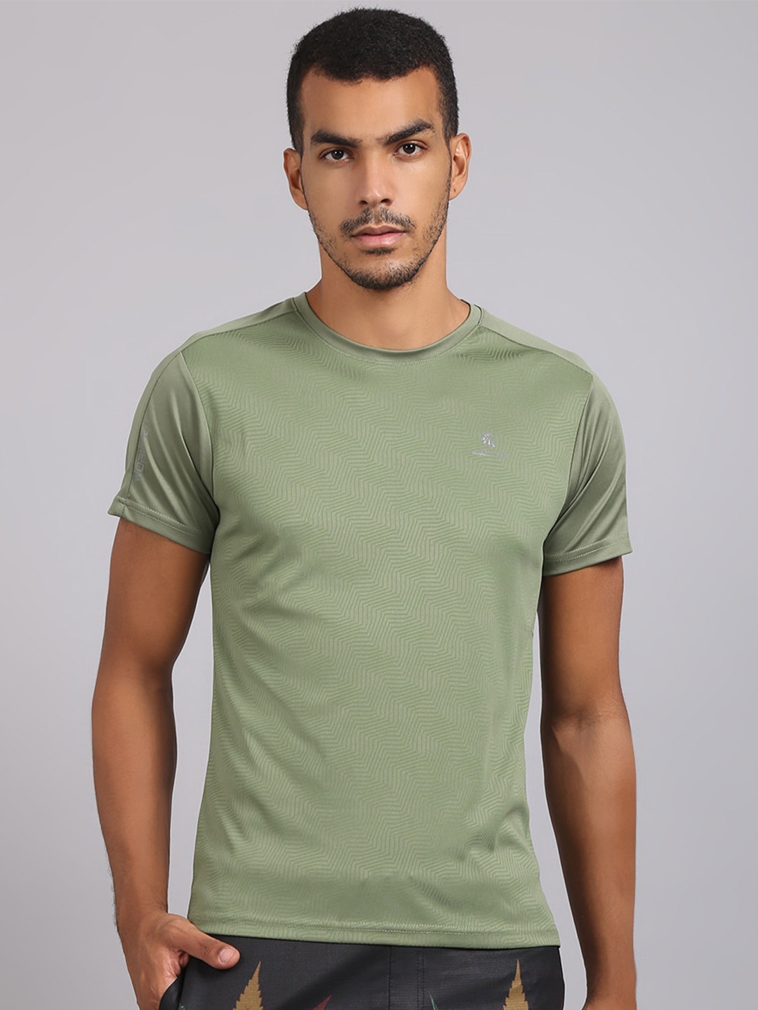 

Gallus Men Green Dri-FIT T-shirt