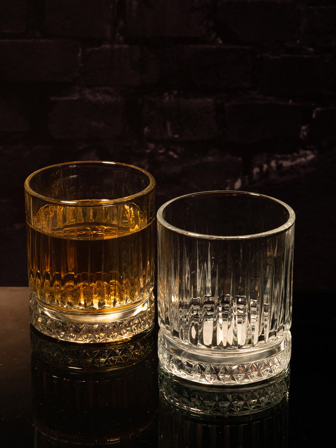 

Pasabahce Set of 4 Transparent Whiskey Glasses