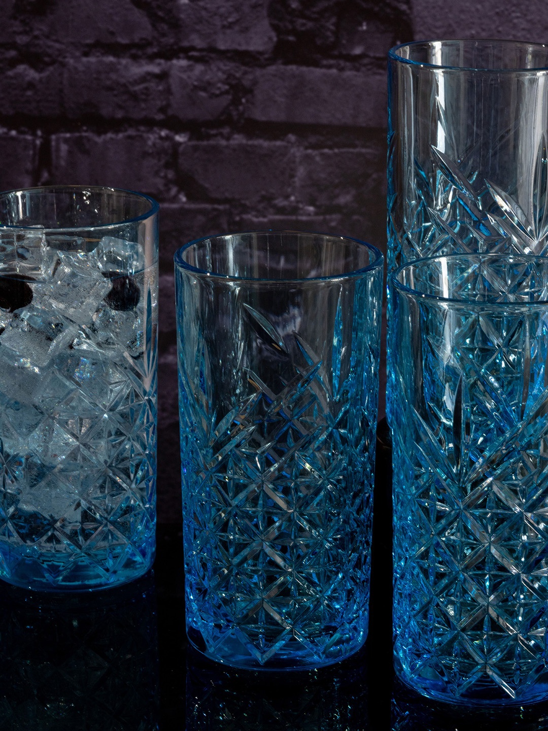Pasabahce Set of 4 Blue Water or Juice Glasses, Transparent