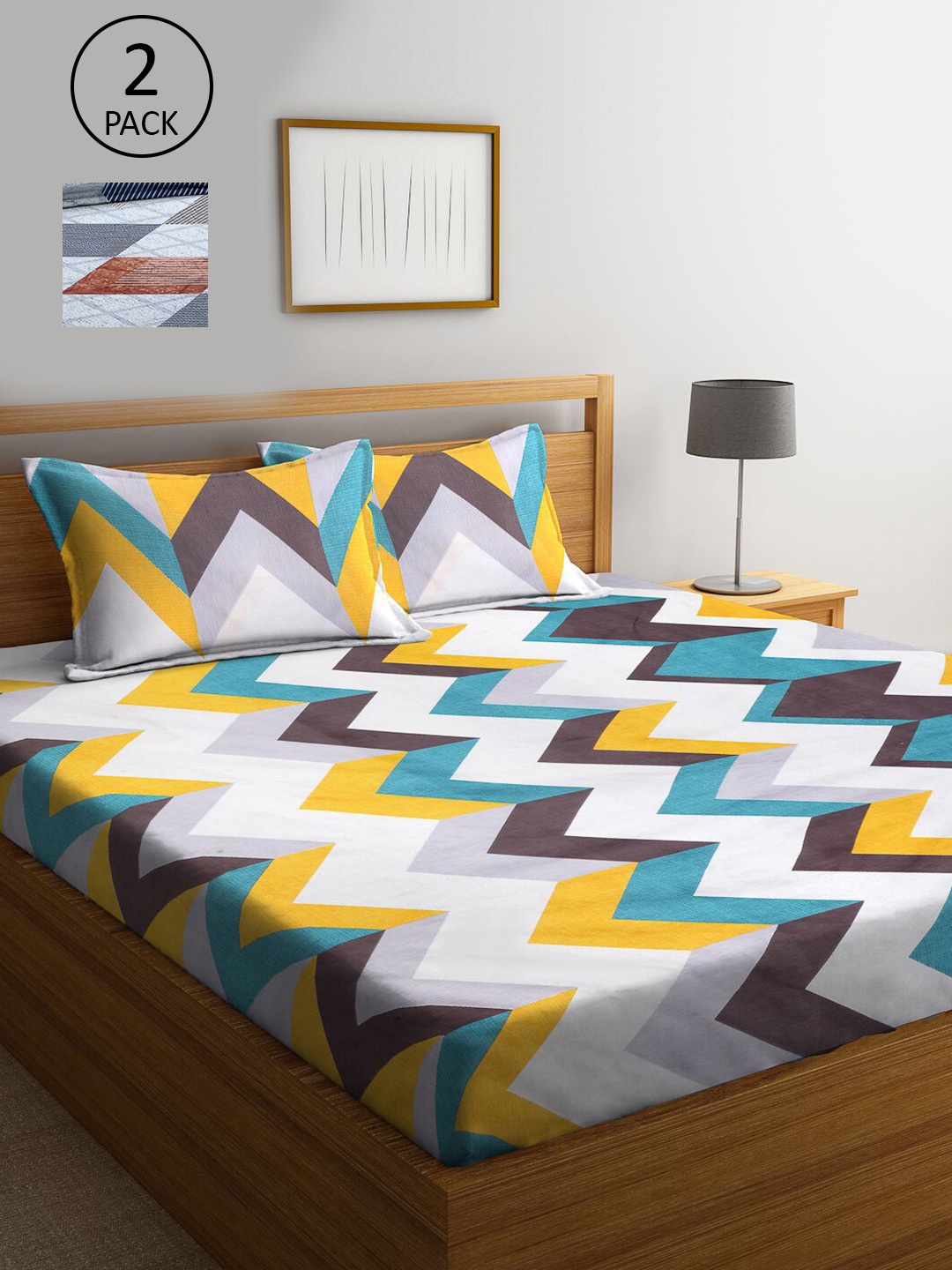 

KLOTTHE Grey & White Geometric 210 TC Set Of 2 King Bedsheet with 4 Pillow Covers