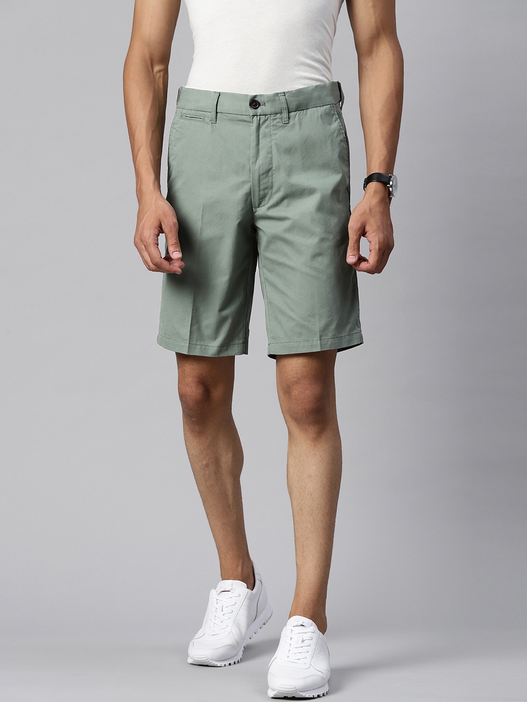 

Marks & Spencer Men Sage Green Solid Shorts