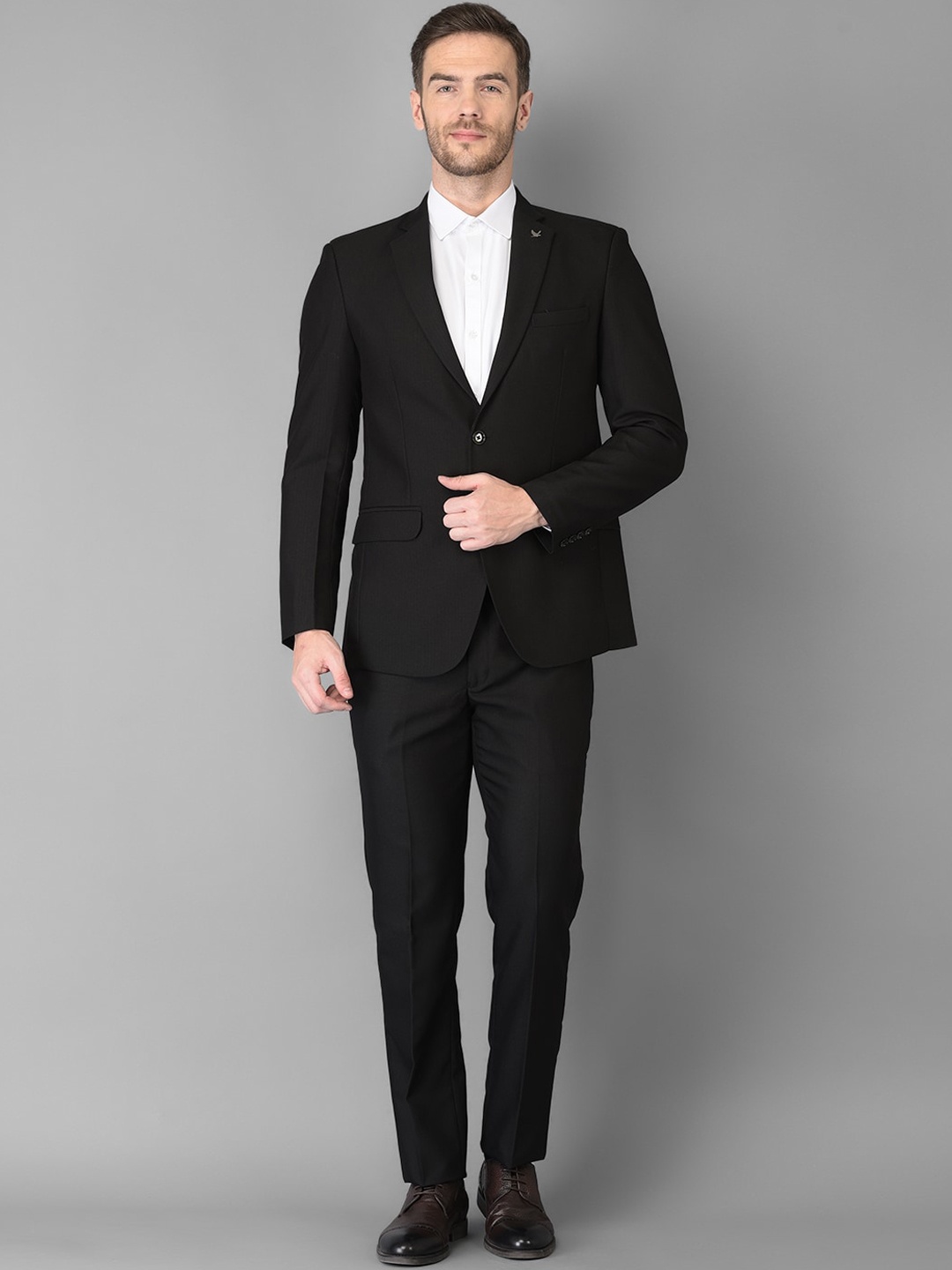 

Canary London Men Black Self Design Slim-Fit Single-Breasted Two-Piece Formal Suits