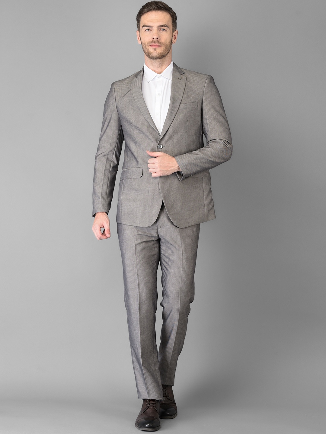 

Canary London Men Grey Two Piece Solid Suits