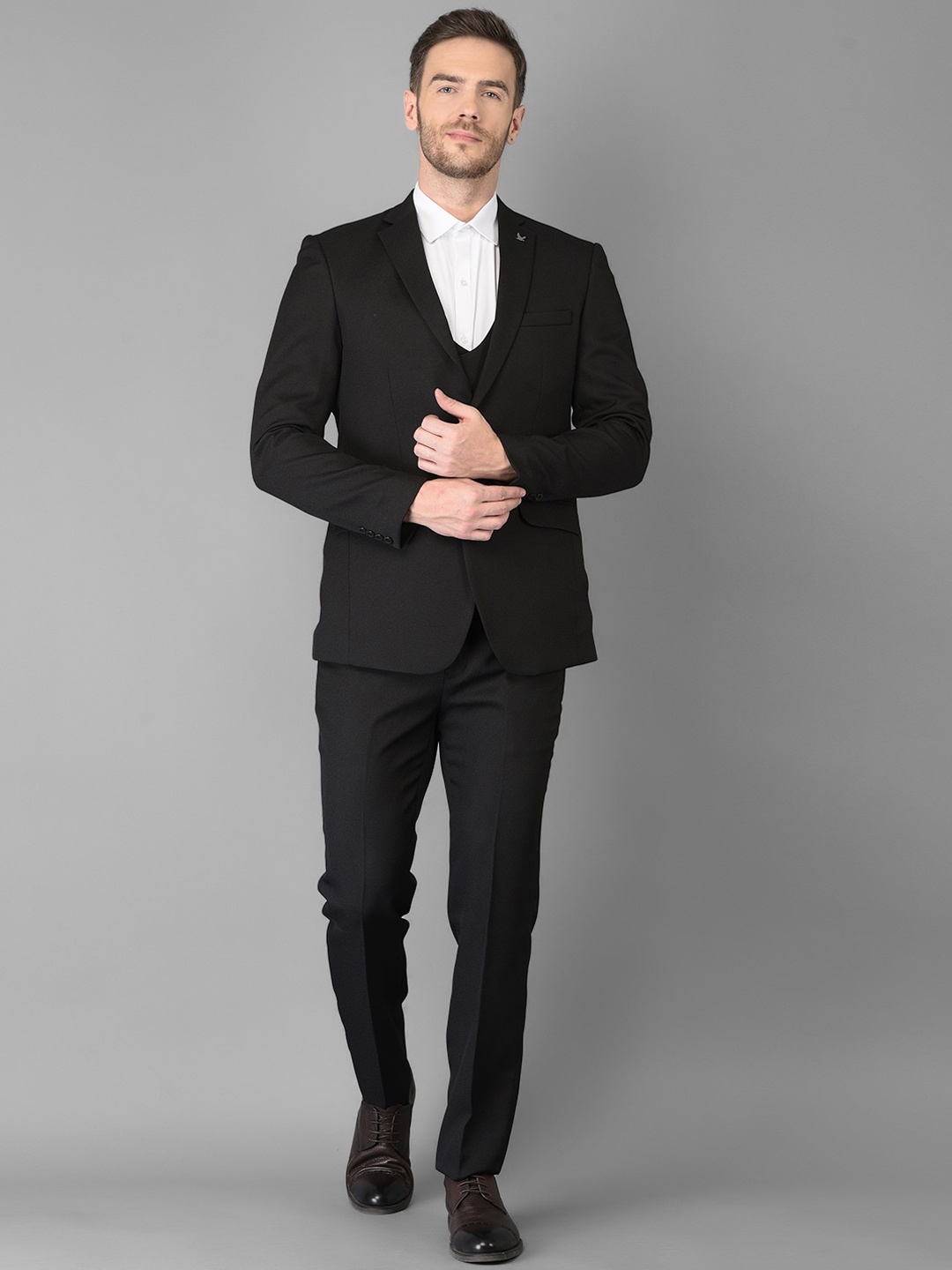 

Canary London Men Black Solid Slim-Fit Single-Breasted Three-Piece Formal Suits
