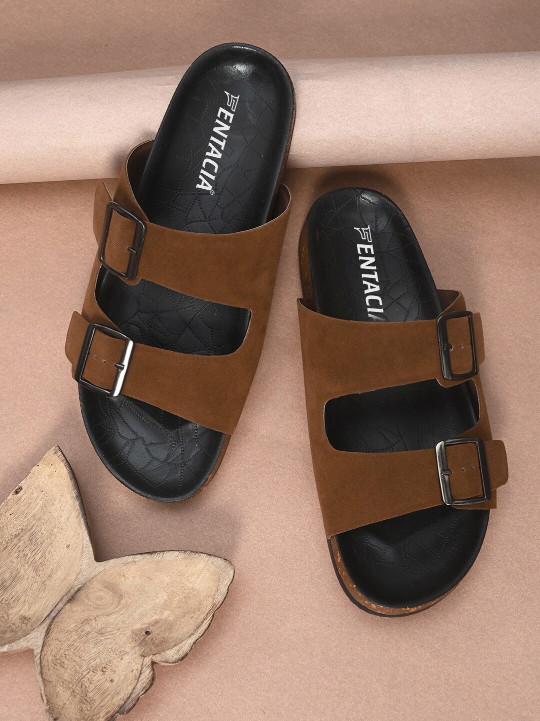 

Fentacia Men Camel Brown & Brown Suede Comfort Sandals