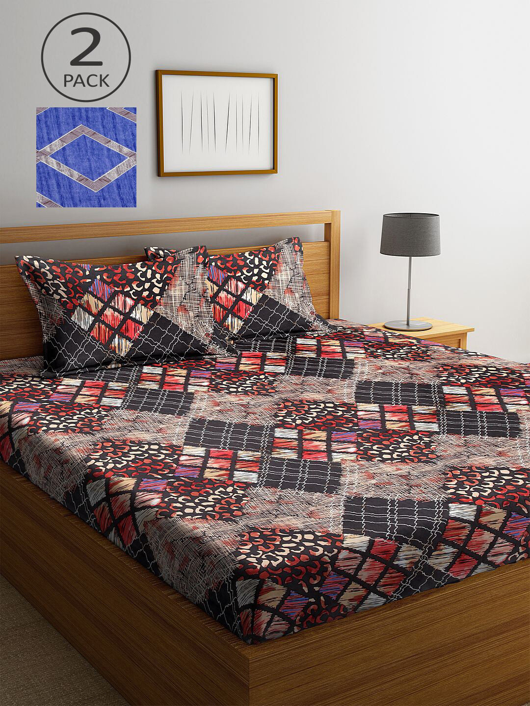 

KLOTTHE Blue & Black Geometric 210 TC 2 King Bedsheet with 4 Pillow Covers